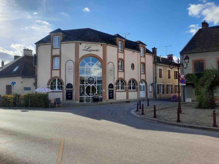 Superbe grand appartement vue sur le vignoble Pierry Extérieur photo